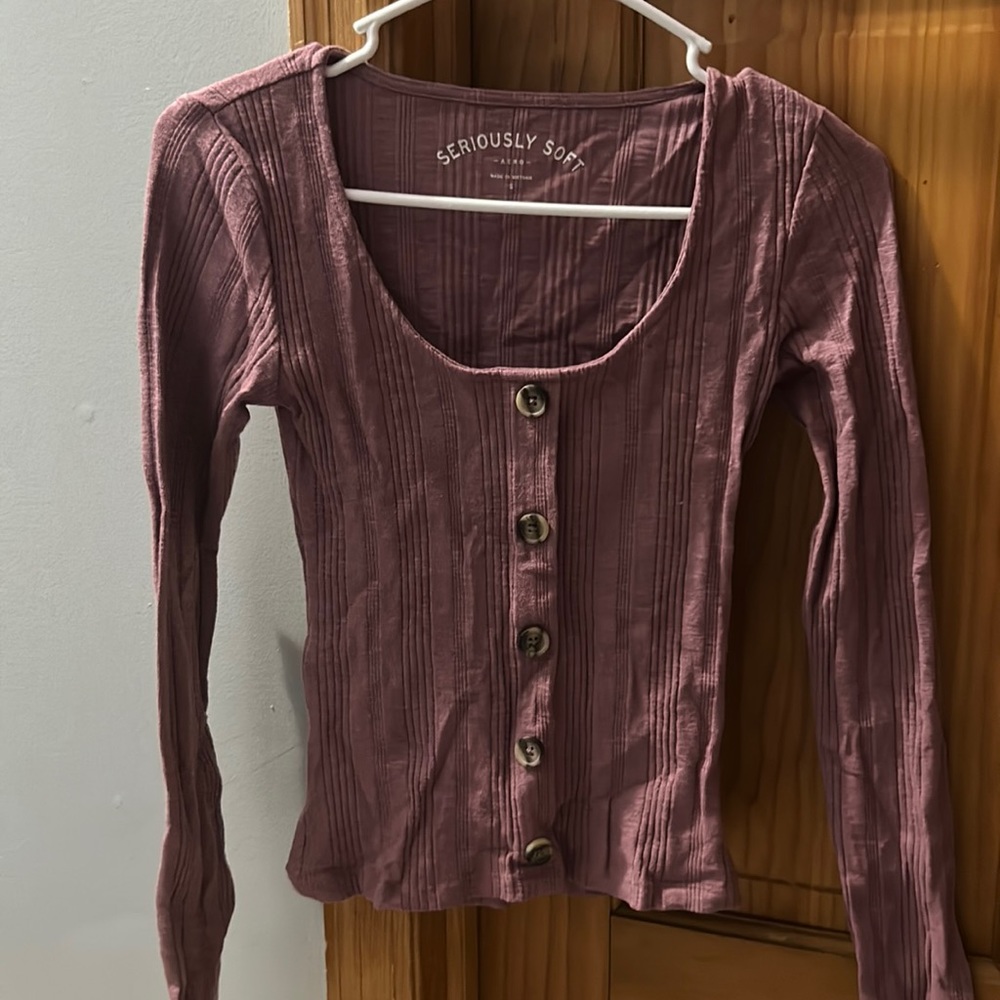 Aero button down top